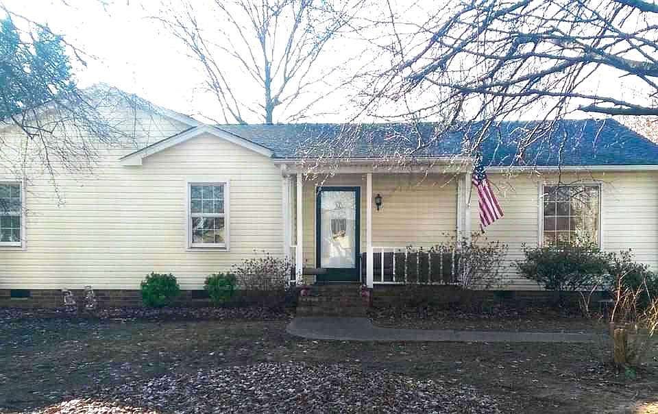 1st image of 106 Ticonderoga Dr