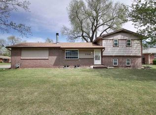 7716 W Nantucket Ave, Wichita, KS 67212