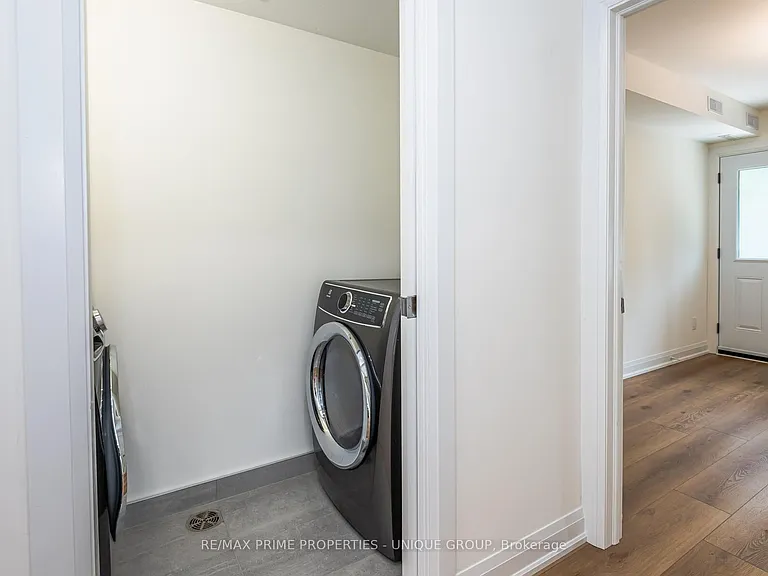 45 Astoria Ave #2 — Photo 20