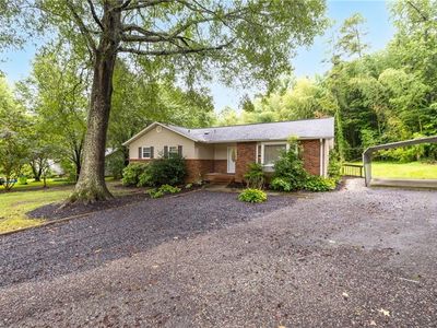 4316 Lormar Rd, Greensboro, NC, 27406