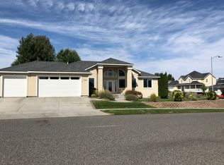 5103 Desert Plateau Dr, Pasco, WA 99301