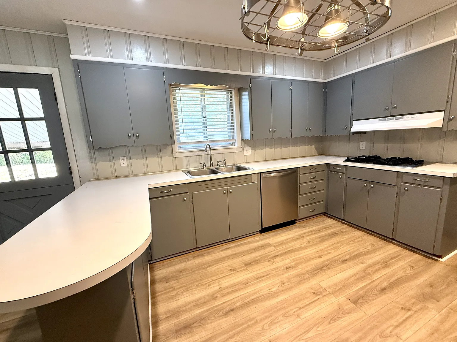 1737 Mount Washington Road - 1 — Photo 4