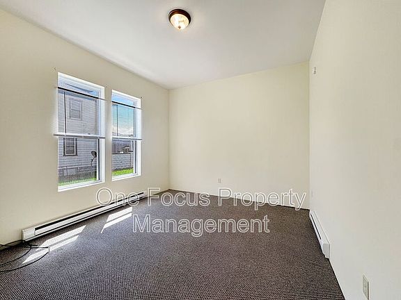 5th image of 1314 W 4th St APT 3