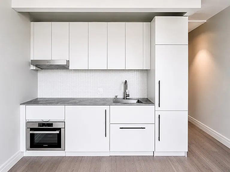 90 Bedford St #1R — Photo 3