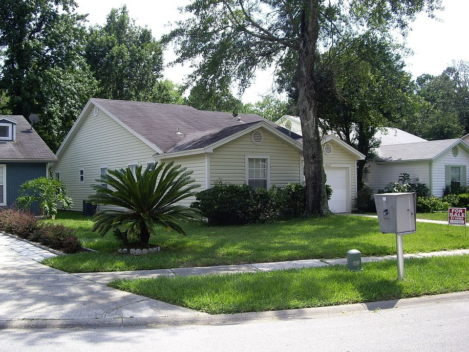 1st image of 7822 Aquarius Cir S