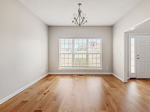 5th image of 108 Brogan Ct