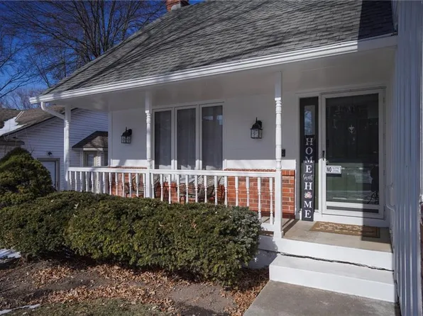 1308 SE 7th St, Lees Summit, MO 64063