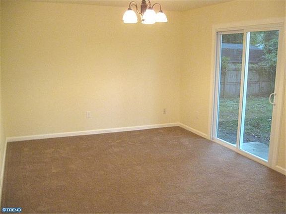 5th image of 30 Brenner St