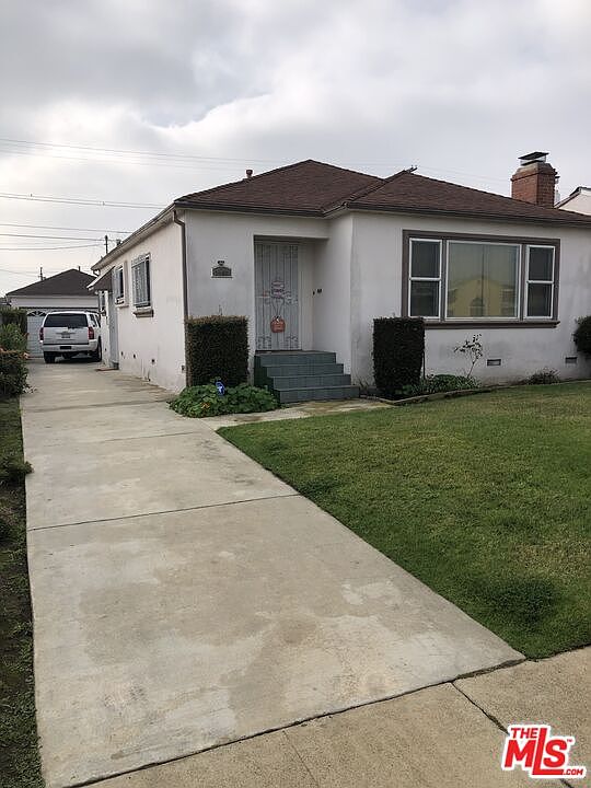 1st image of 2040 W 85th St