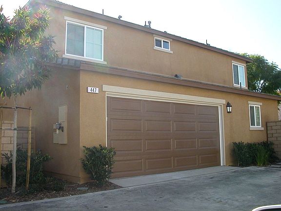 2nd image of 447 N Placer Privado