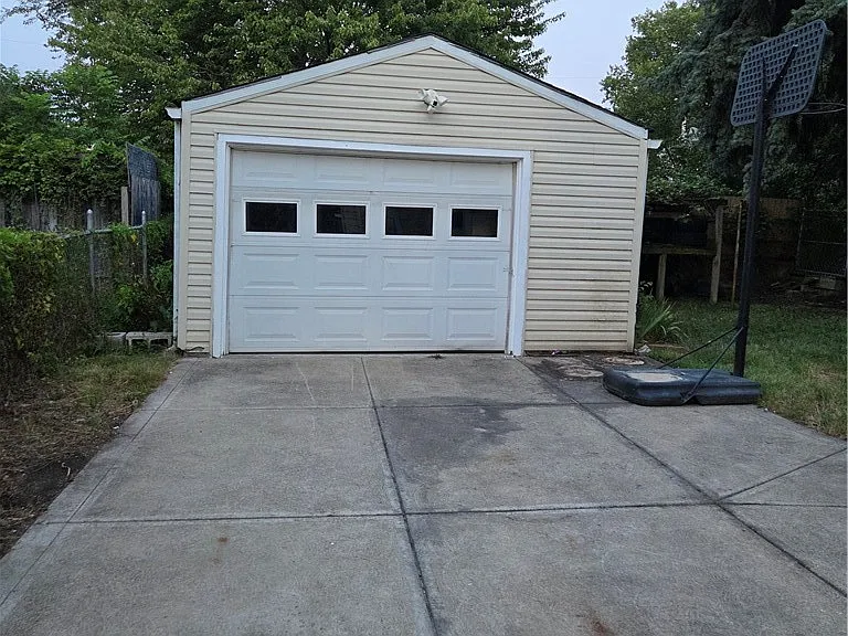 3803 E 50th St #UP — Photo 20