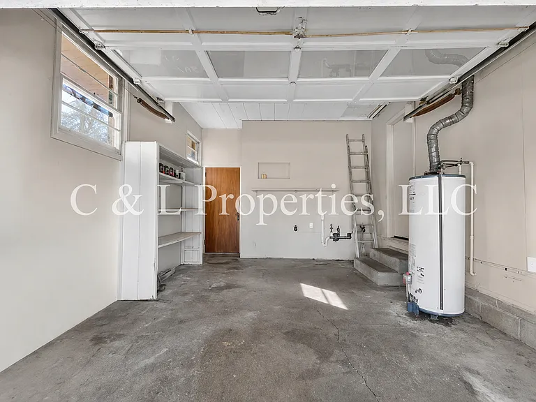 102 Ilene St — Photo 24