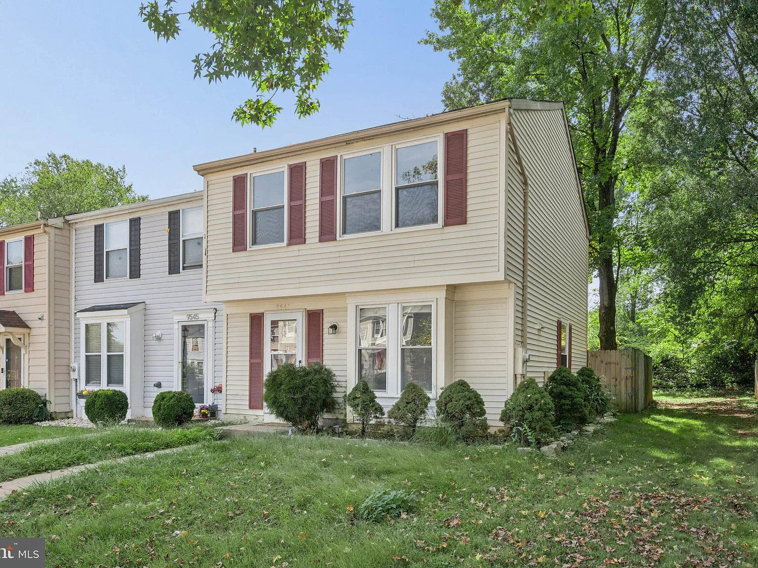 3 bed, 1.5 bath, 1174 sqft, $2,600 — Photo 3