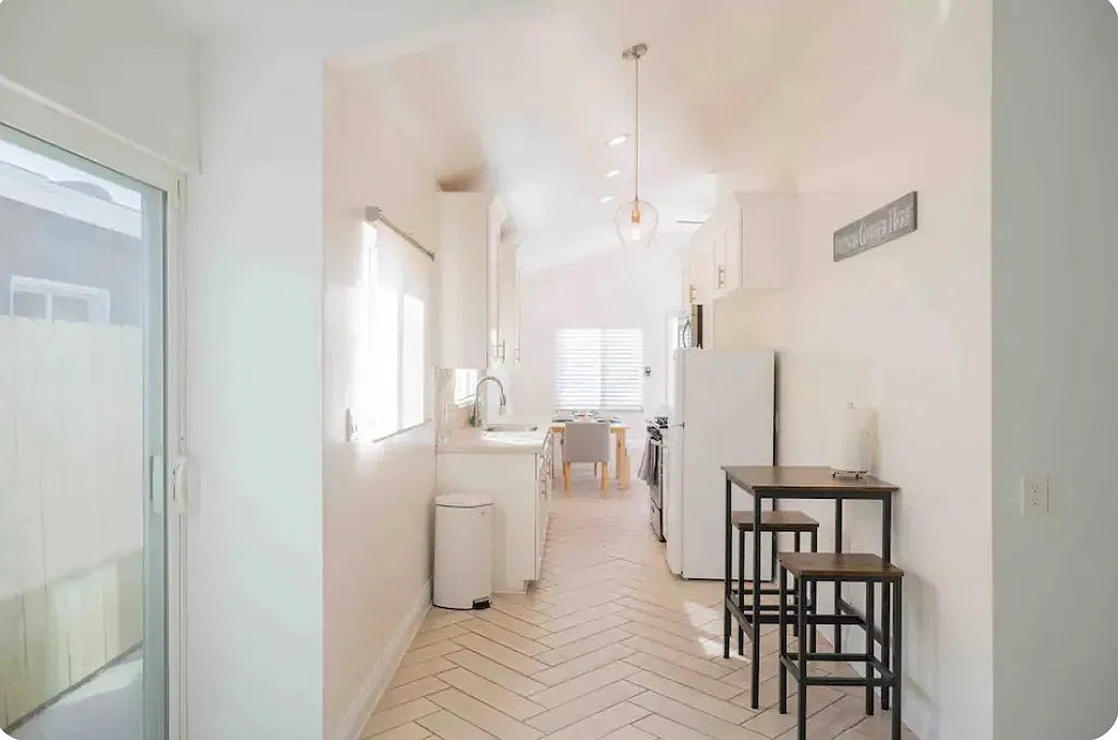 11581 Perkins Ave — Photo 4