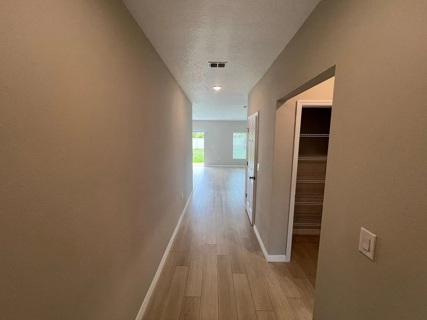 Modern 5BR/3BA Home with Resort Amenities in Crosswind Point! — Photo 3