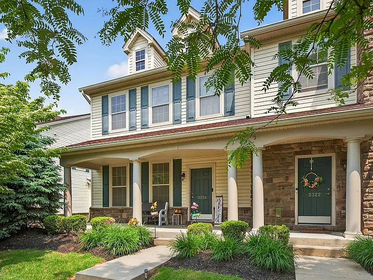 East Hills Townhomes at Bethlehem — Photo 23