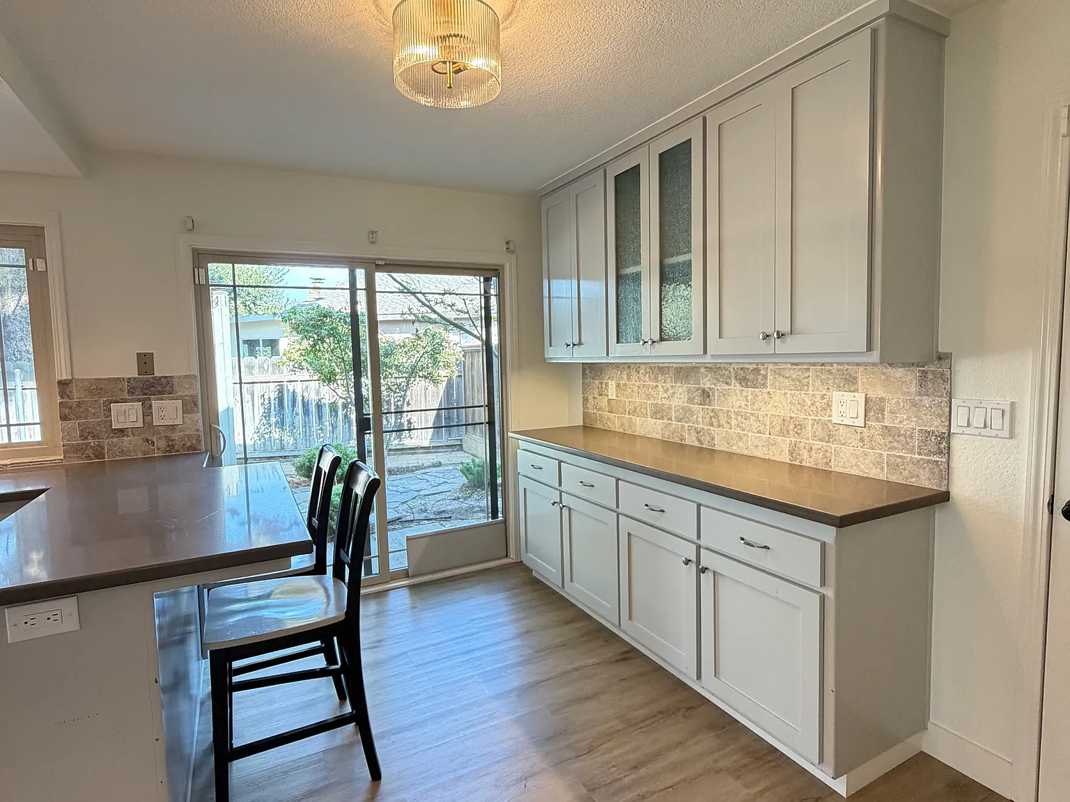 4 bed, 1560 sqft, $3,000 — Photo 4
