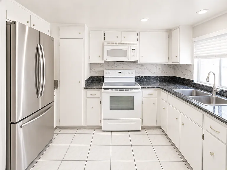 Kitchen with Appliances