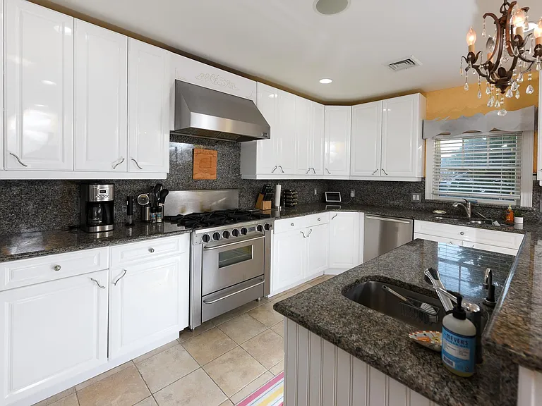 5501 Atlantic Ave #2026 — Photo 4