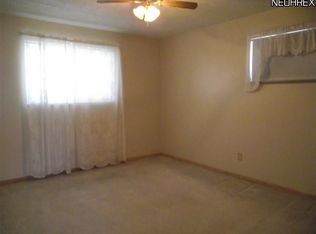 11902 Willard Ave, Garfield Heights, OH