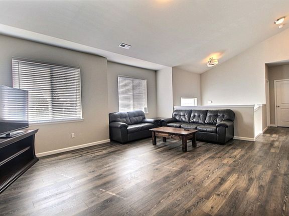 4th image of 15544 Chad Dr SE