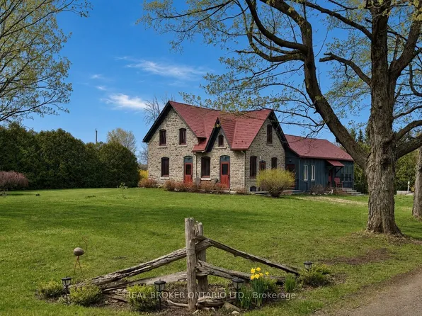 2090 Beach Rd, North Grenville, ON K0G 1S0