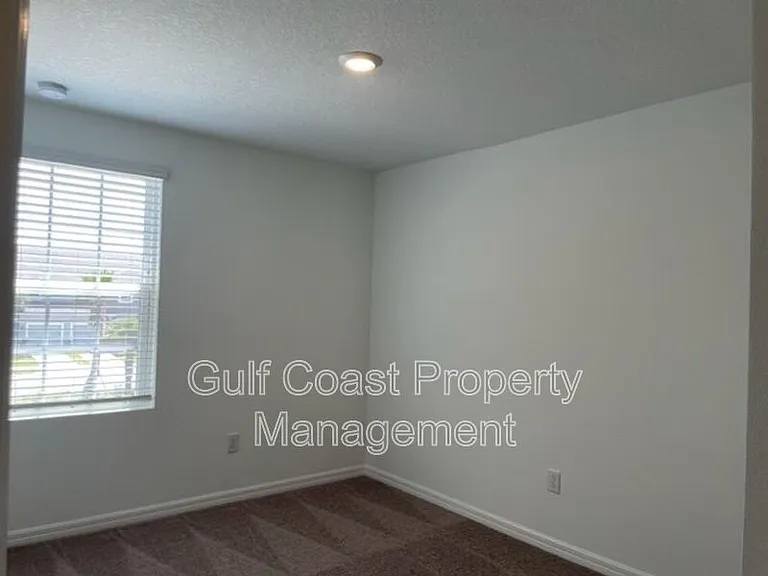 5776 Haven Ter — Photo 12