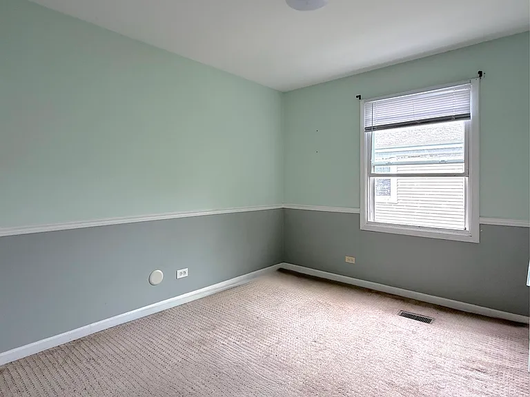 235 Harvest Ct — Photo 9