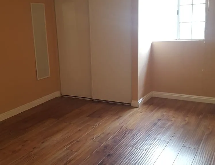 209 N Verdugo Rd — Photo 1