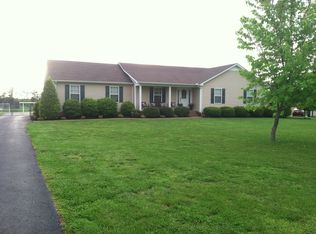 282 Collins Rd, Portland, TN 37148