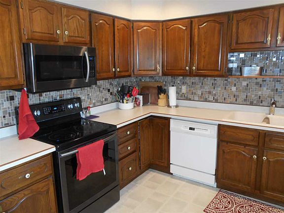 2nd image of 4408 Ravine Park Dr