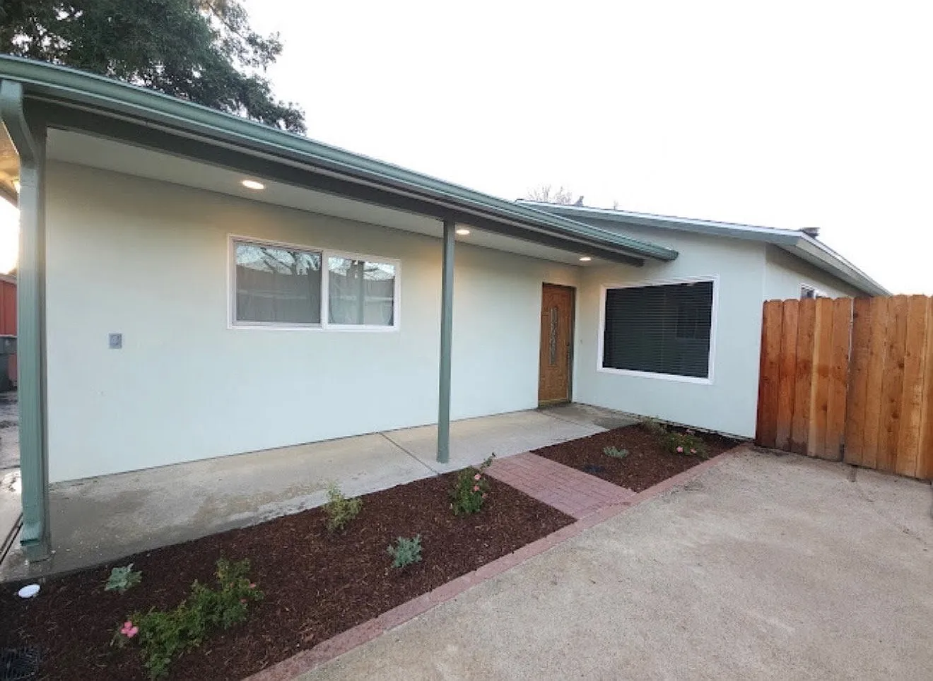 3 bed, 1170 sqft, $3,800 — Photo 4