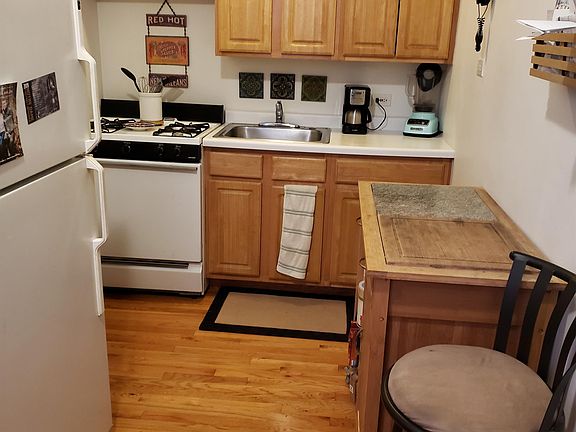 5th image of 4228 N Kenmore Ave APT 301