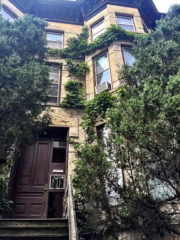 1st image of 168 W Menomonee St #D1
