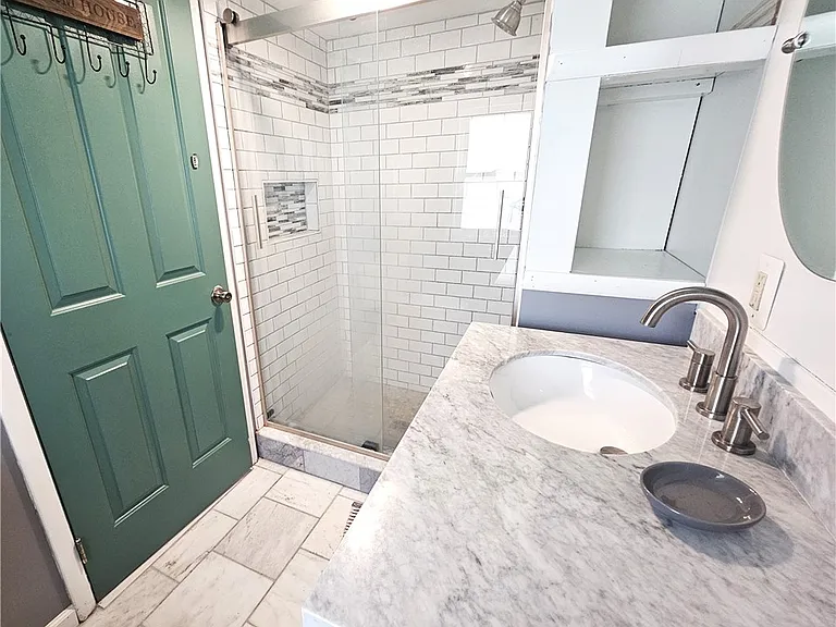 20 Boughton Ave — Photo 22