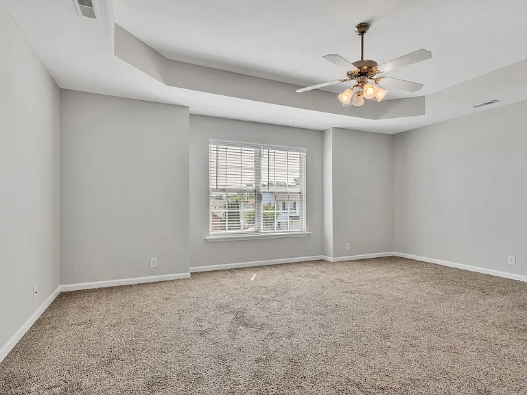 1036 Cheryl Ln — Photo 15