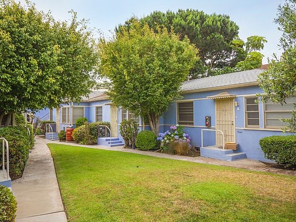 2nd image of 2010-2016 Ocean Park Blvd #11810D