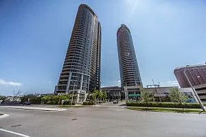 135 Village Green Sq #2420