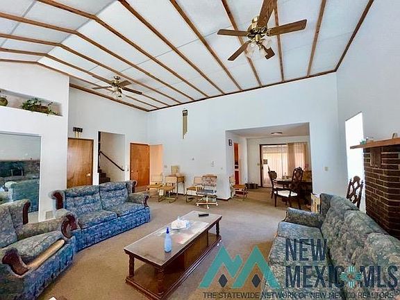 5th image of 325 Stevens St