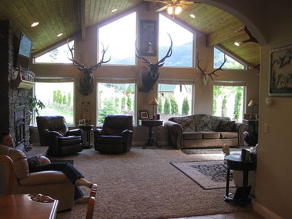 Great room
						:
						Huge room, tongue and grove cathedral ceiling, wall of glass!