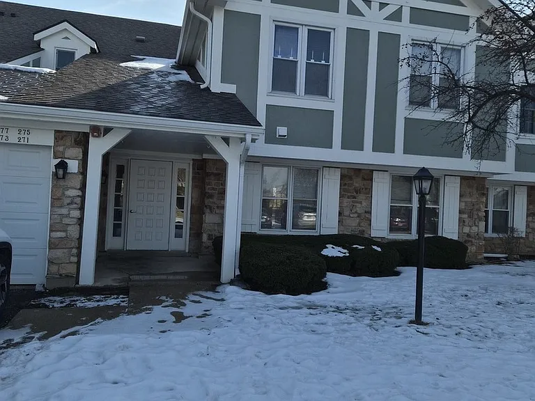 271 Southwick Ct #271 — Photo 1