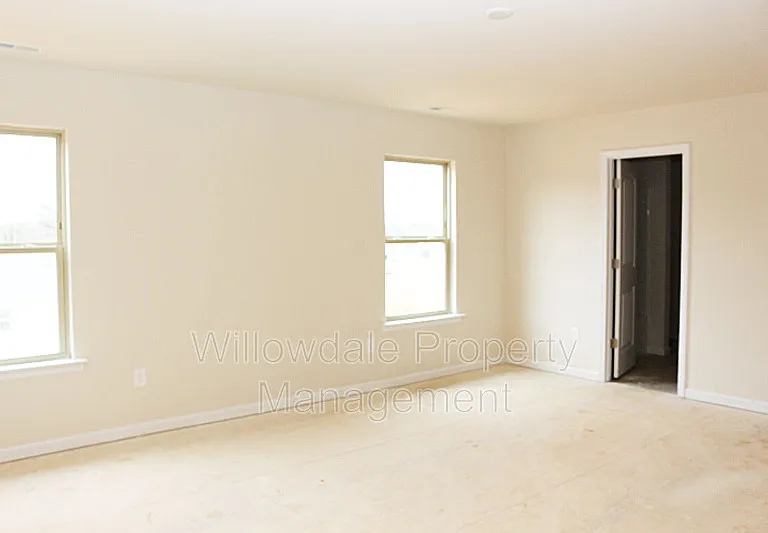 2618 Tummel Ln — Photo 6
