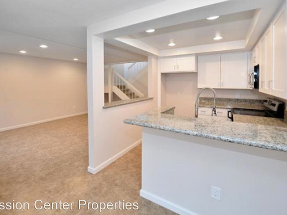 4th image of 9555 Easter Way APT 6