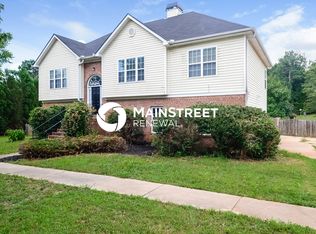 144 Leguin Forest Dr, Locust Grove, GA 30248