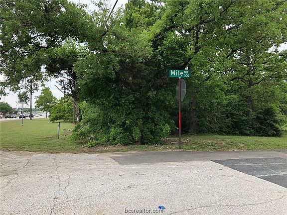 3rd image of 101 Mile Dr