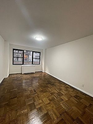 4th image of 405 E 56th St APT 2N
