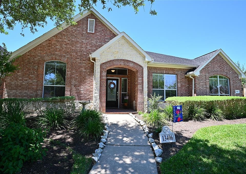1st image of 13406 Shady Bay Ct