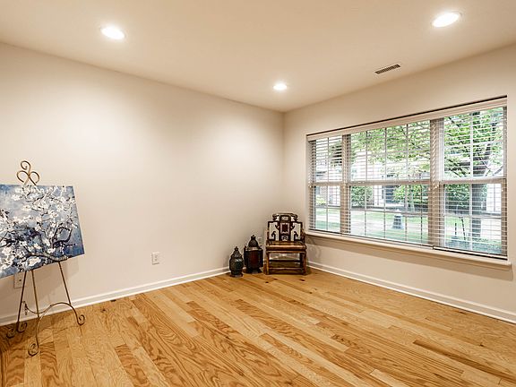 5th image of 11905 Kelso Dr Unit 3
