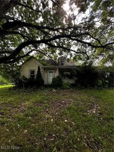 5261 Dailey Rd, Akron, OH, 44319