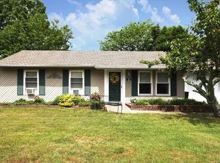 158 Glenmere Way, Holbrook, NY 11741